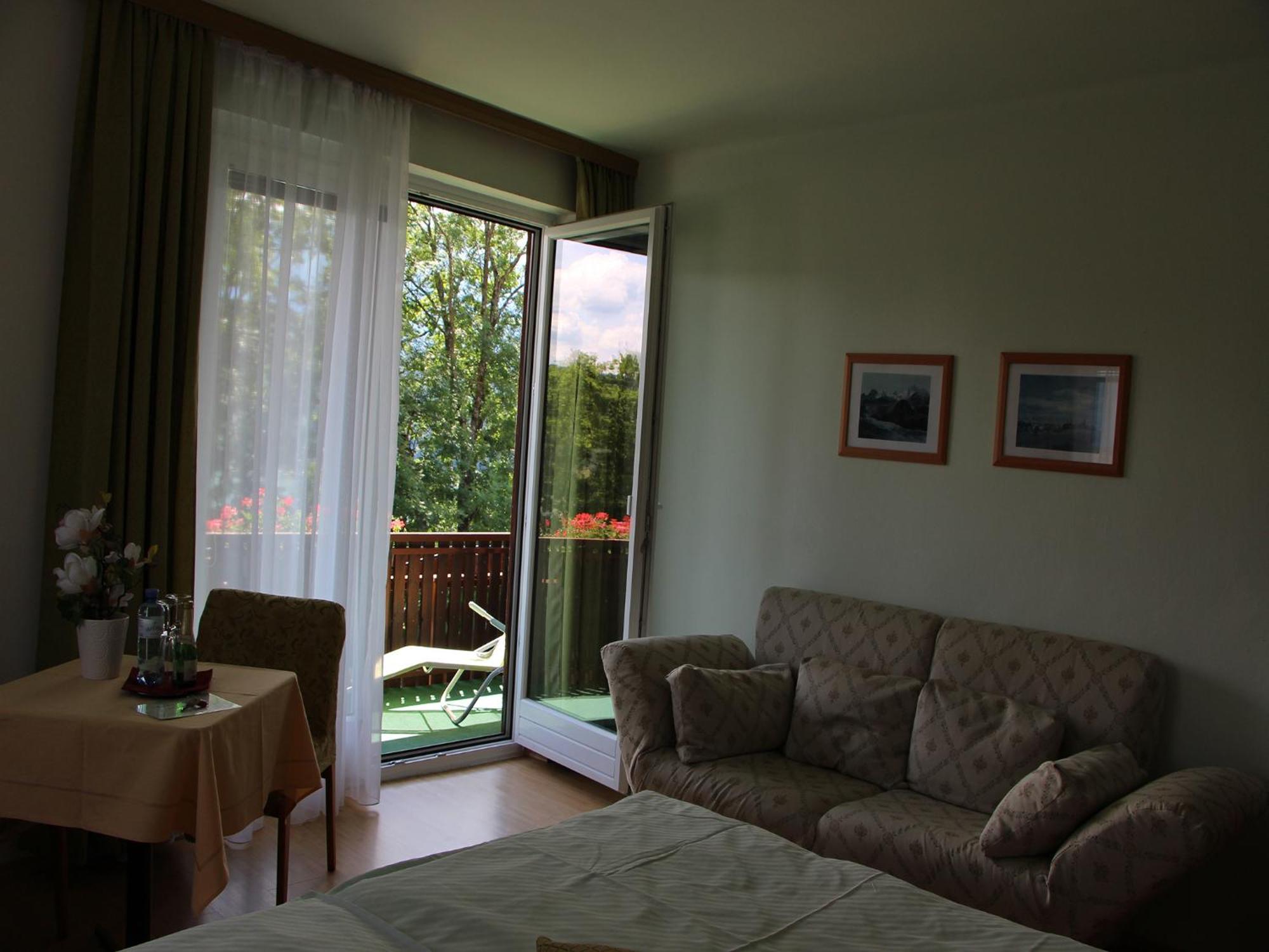 Hotel Haus Riedl Seeboden Pokoj fotografie